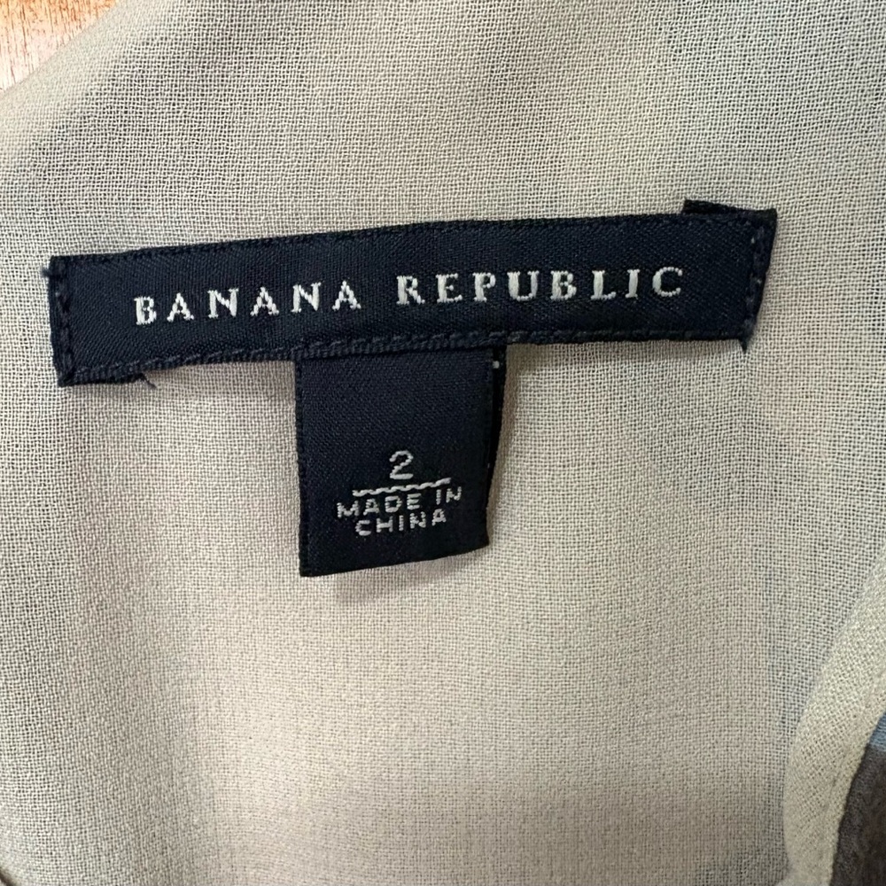 Banana Republic Blue, Gray & Green Floral 100% Silk Summer Midi Dress - Picture 4 of 10
